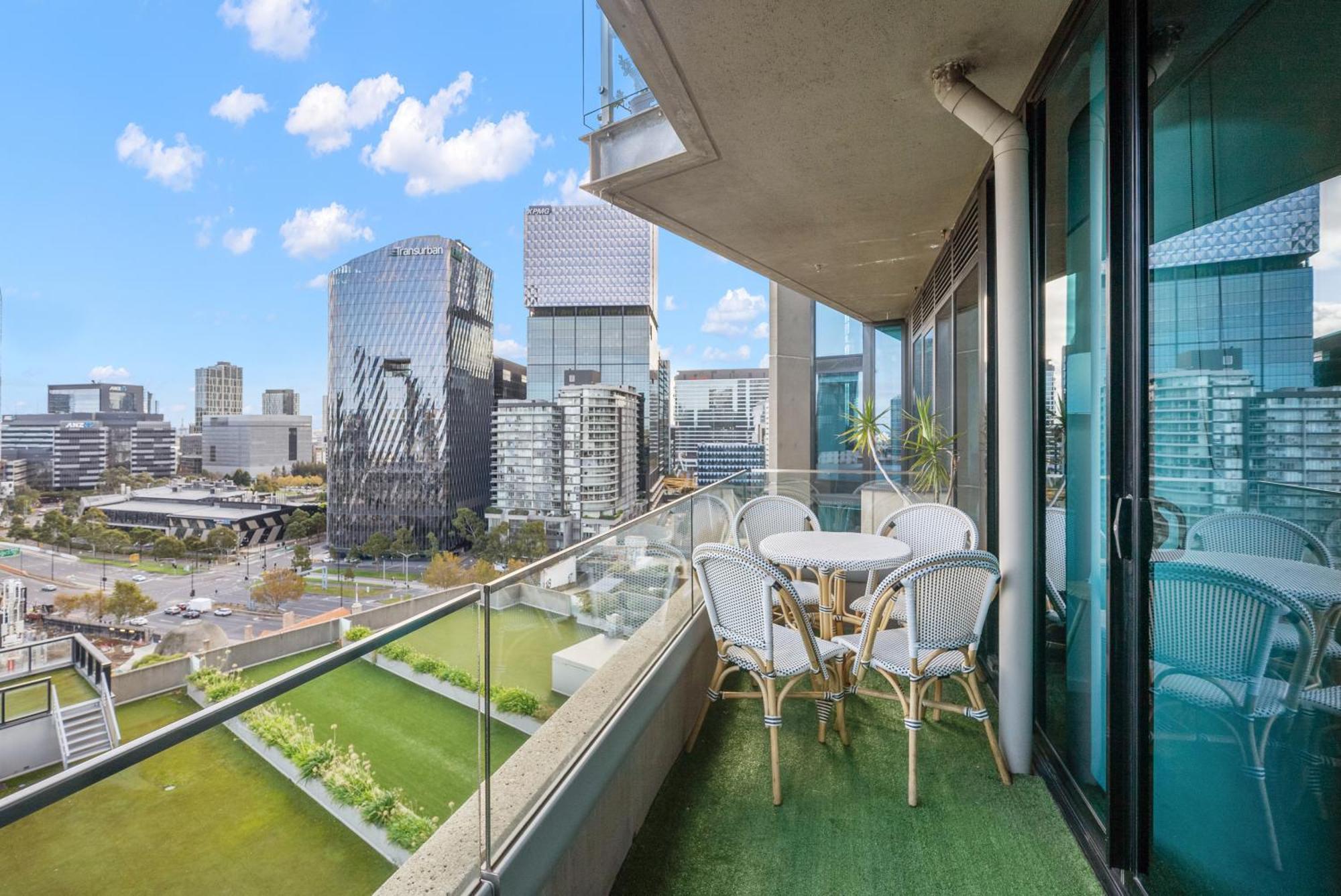 Resort Style Living Yarra Wharf Melbourne City Exterior foto